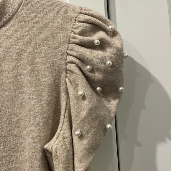 Zara Pearl Detail Sweater Size Small - Picture 3 of 11